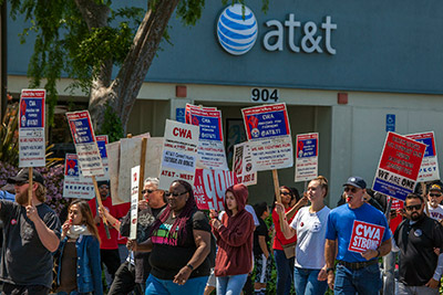 CWA rally outside AT&T